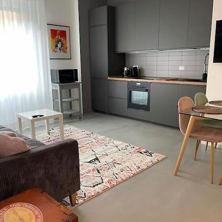 Gioia Pura Apart Milão Exterior foto